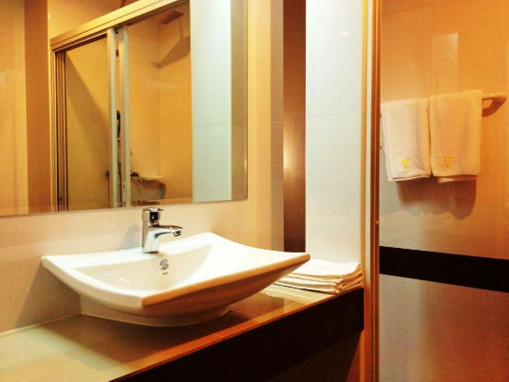 สินเกียรติ บุรี โฮเท็ล Hotel สตูล ห้อง รูปภาพ